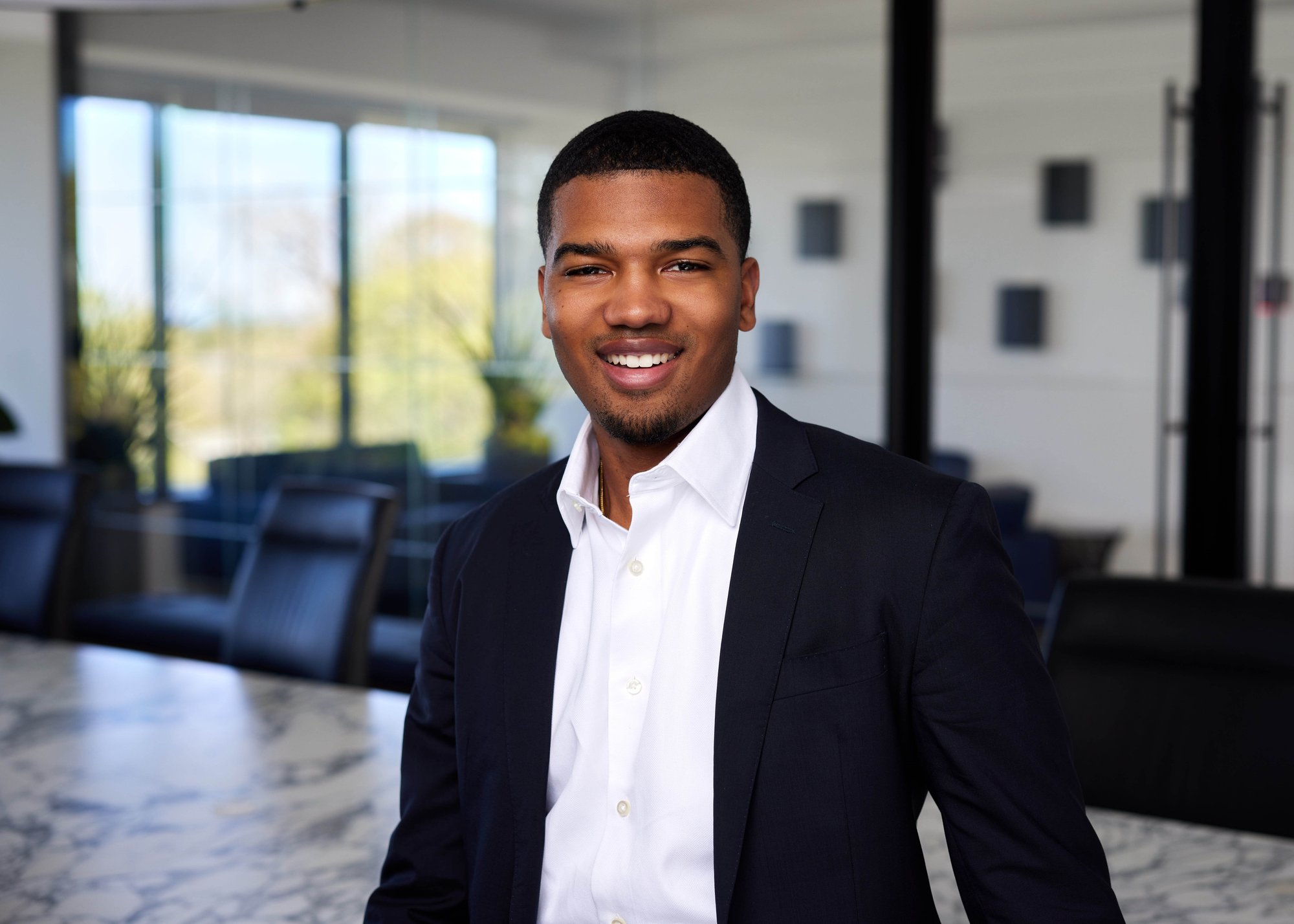 ヘッドショット